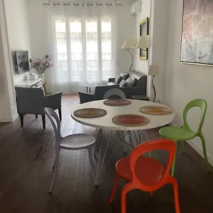 Moderne 4p Hypercentre De Apartment
