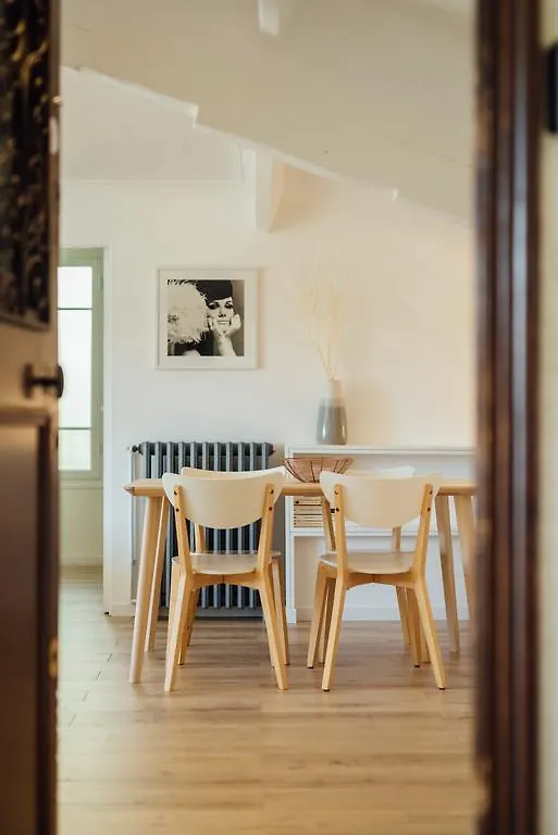 아파트 Oli'S Flat 니스